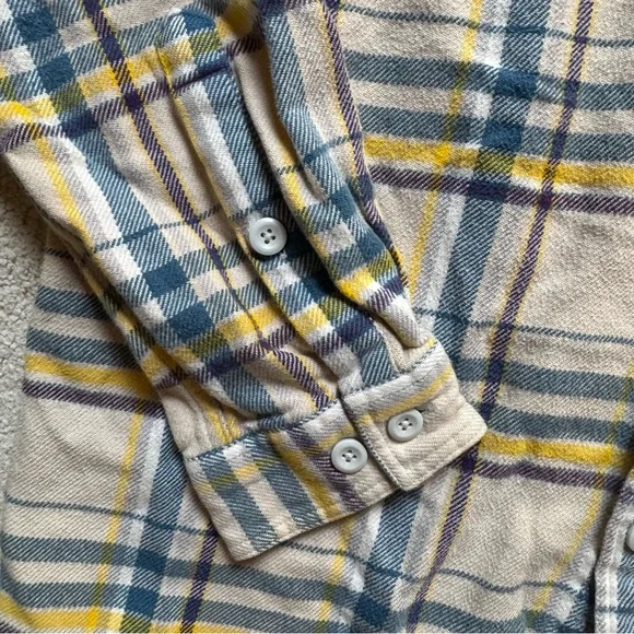 Patagonia Yellow Blue Tan Plaid Flannel Shirt - Picture 6 of 10